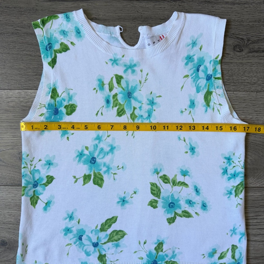 Vintage Options by Adrienne Vittadini Floral Sleeveless Knit Top - Size Medium - Picture 2 of 5
